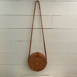 Round Woven Rattan Basket Purse with Leather Crossbody Strap